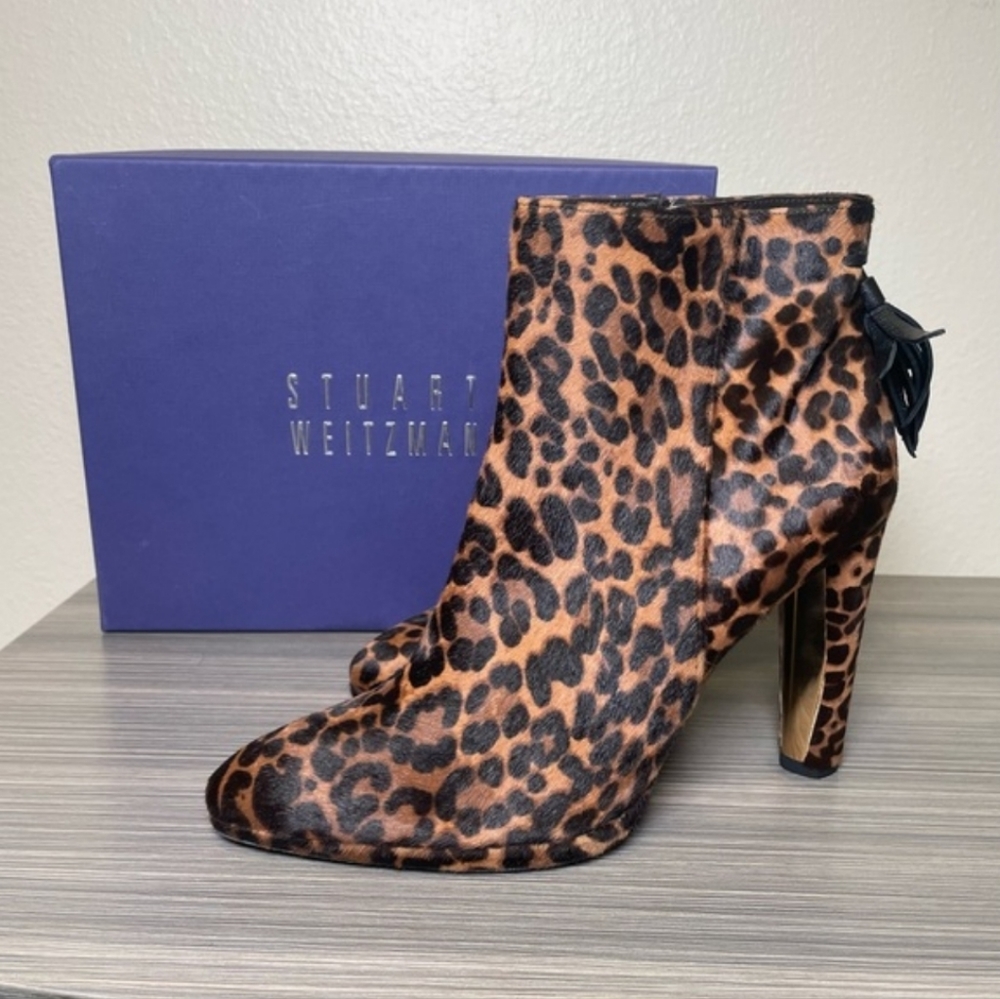 Stuart Weitzman Backflip Sabbia Leopard Heeled Bootie. Size 10. Brand New in box